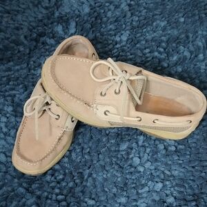 Women's Tan Boat Shoes